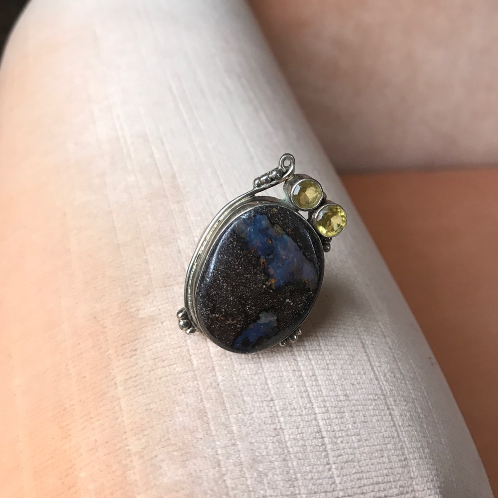 STATEMENT RING
